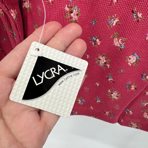 LL Bean Shirt Womens Medium Pink Floral Thermal Waffle Knit Mock Neck Pullover - Picture 7 of 8